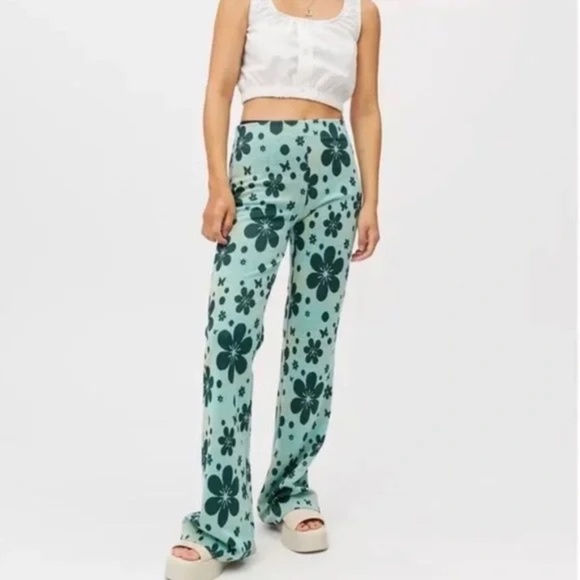 UO Urban Outfitters Bryn Retro Floral Print Pull-On Flare Pants Vintage Size S-P - Picture 13 of 15